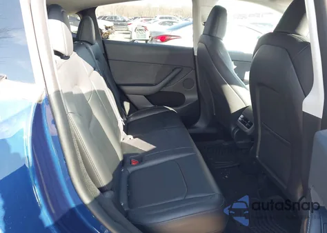 2022 Tesla Model Y Long Range Dual Motor All-Wheel Drive из США, поврежденный, VIN 7SAYGDEE6NA019607